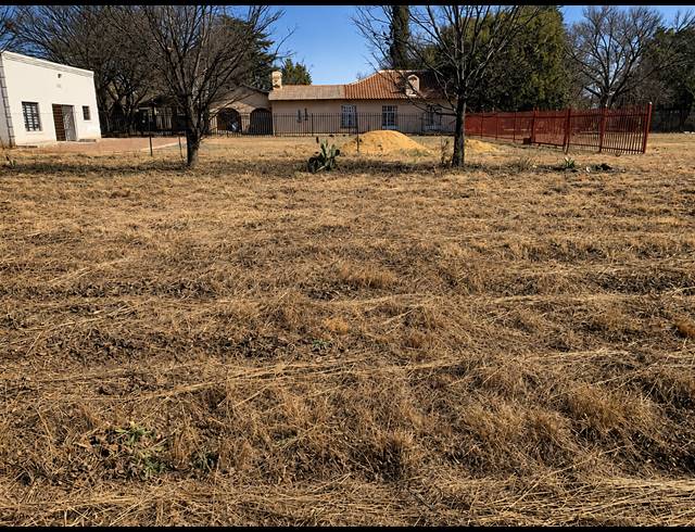 1,952M² VACANT LAND FOR SALE IN HENLEY ON KLIP